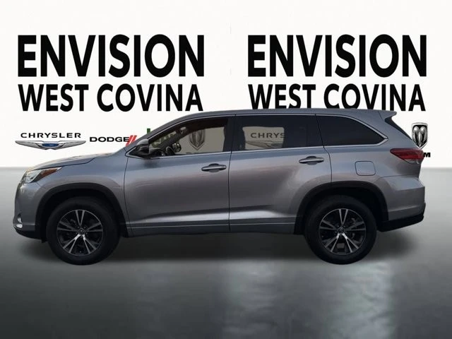 2017 Toyota Highlander - Image 5 of 12