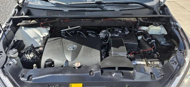2017 Toyota Highlander - Image 9 of 21