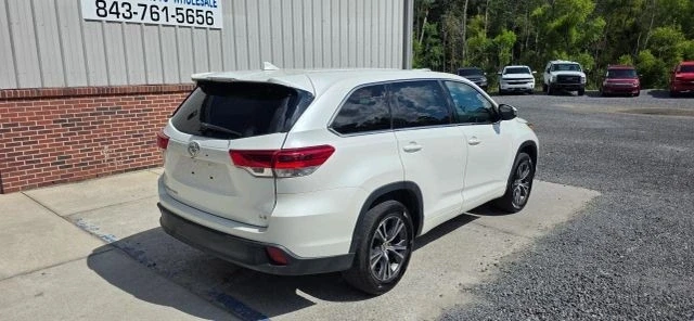 2017 Toyota Highlander - Image 6 of 21