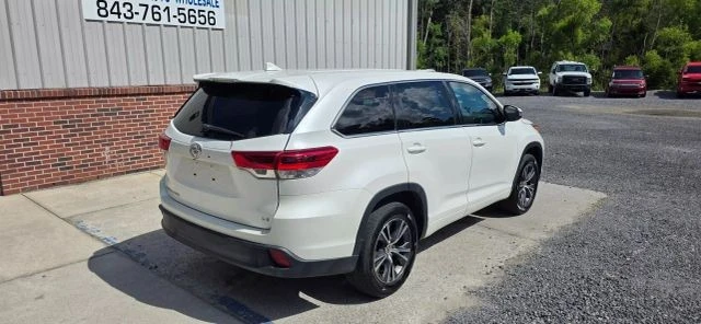 2017 Toyota Highlander - Image 6 of 21