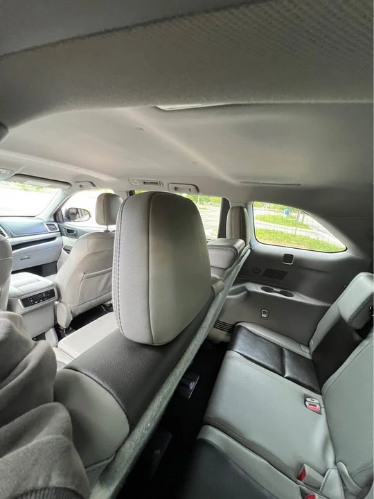 2017 Toyota Highlander - Image 15 of 19