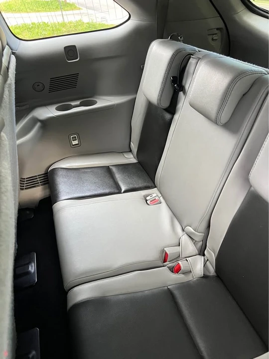 2017 Toyota Highlander - Image 19 of 19