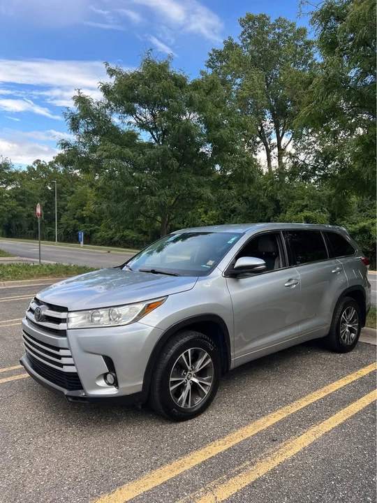 2017 Toyota Highlander - Image 3 of 19