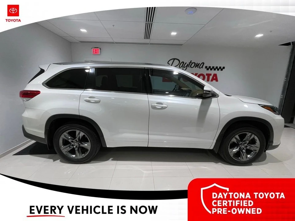 2017 Toyota Highlander - Image 8 of 10
