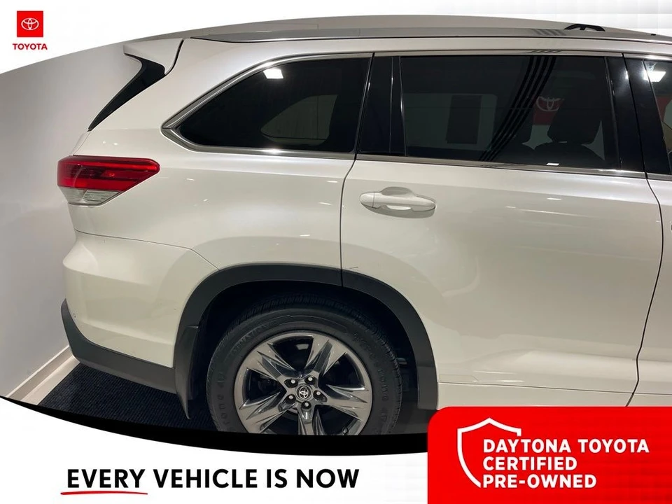 2017 Toyota Highlander - Image 4 of 10
