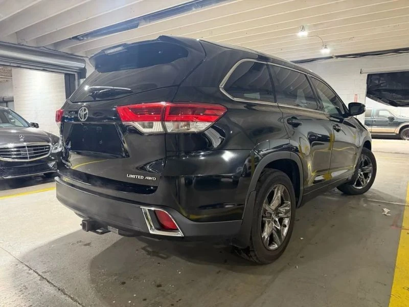 2017 Toyota Highlander - Image 4 of 12