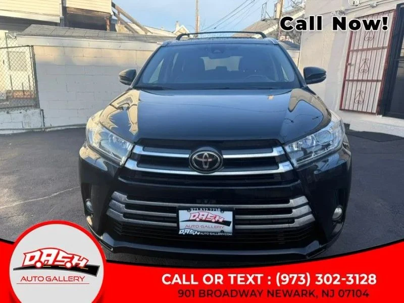 2017 Toyota Highlander - Image 3 of 12