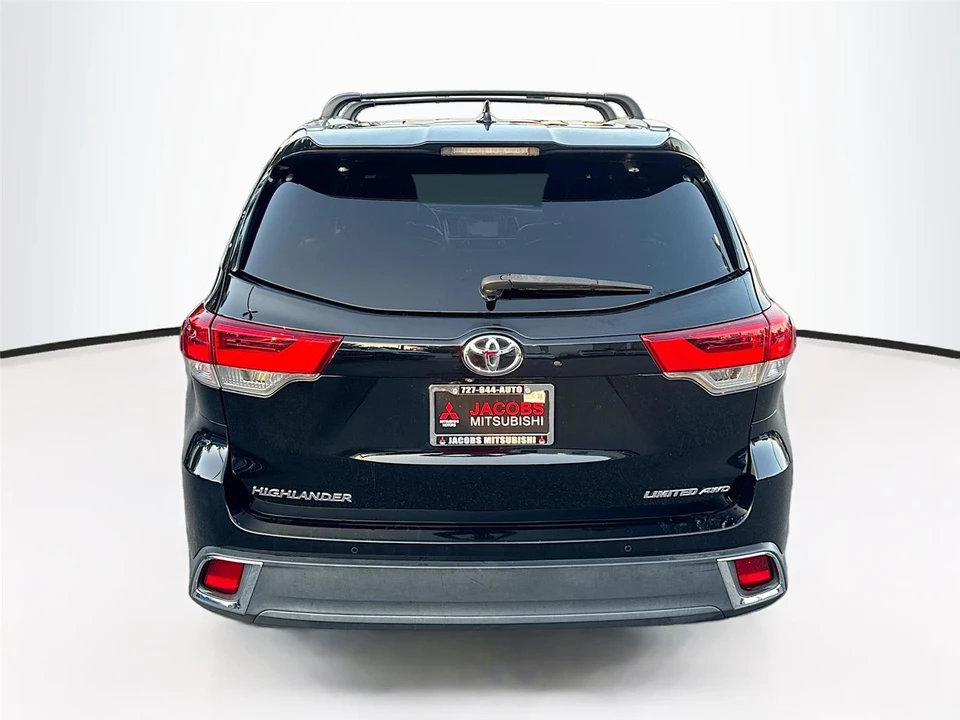 2017 Toyota Highlander - Image 6 of 21