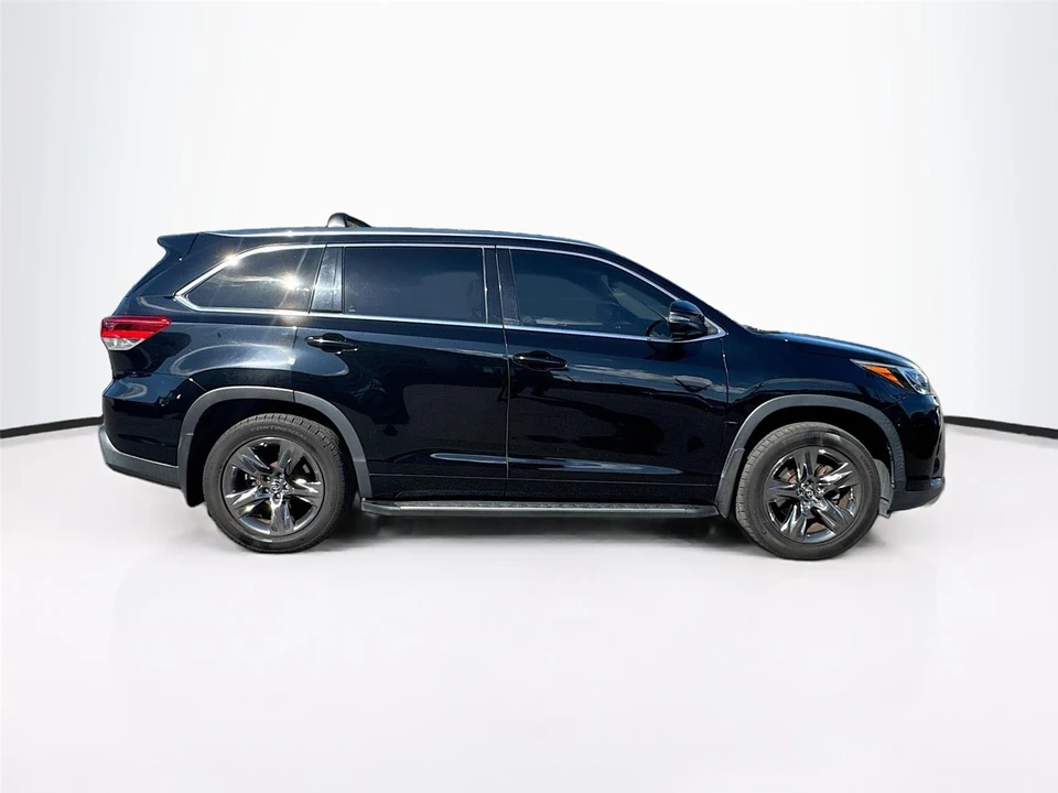 2017 Toyota Highlander - Image 14 of 14