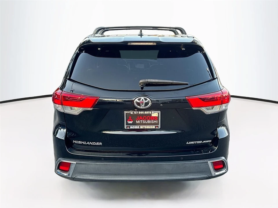 2017 Toyota Highlander - Image 6 of 21