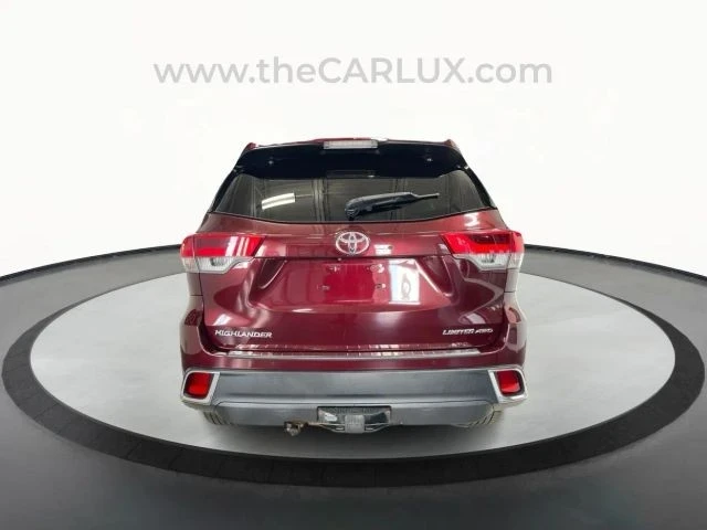 2017 Toyota Highlander - Image 6 of 12