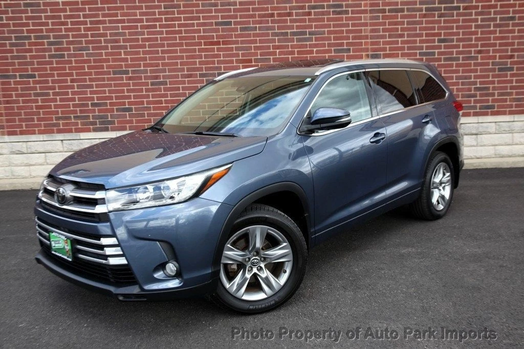 2017 Toyota Highlander - Image 4 of 12