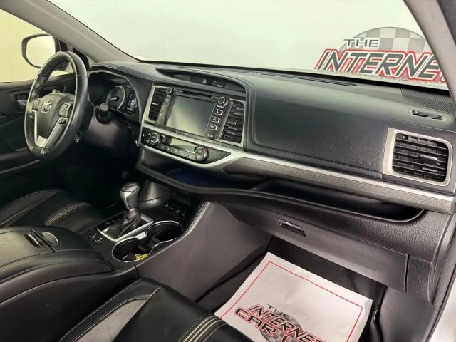 2017 Toyota Highlander - Image 12 of 12