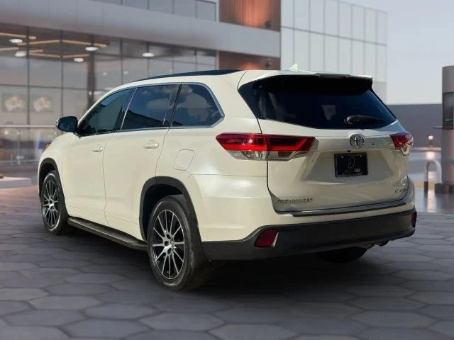 2017 Toyota Highlander - Image 4 of 21