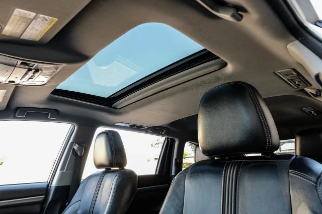 2017 Toyota Highlander - Image 5 of 21
