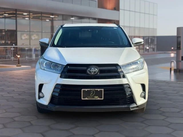 2017 Toyota Highlander - Image 10 of 21