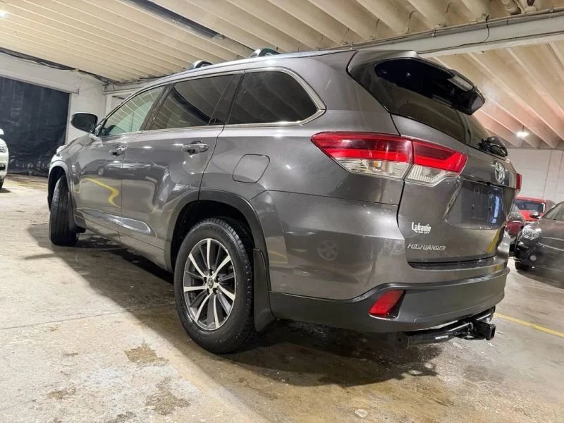 2017 Toyota Highlander - Image 3 of 12