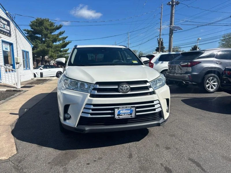 2017 Toyota Highlander - Image 9 of 12