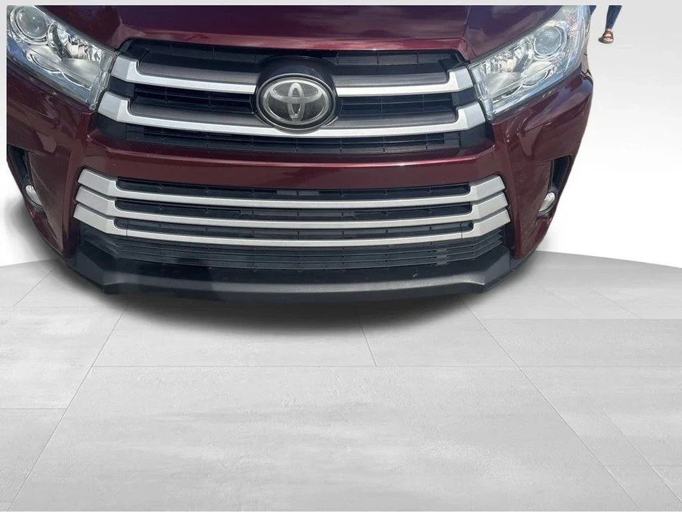 2017 Toyota Highlander - Image 6 of 12
