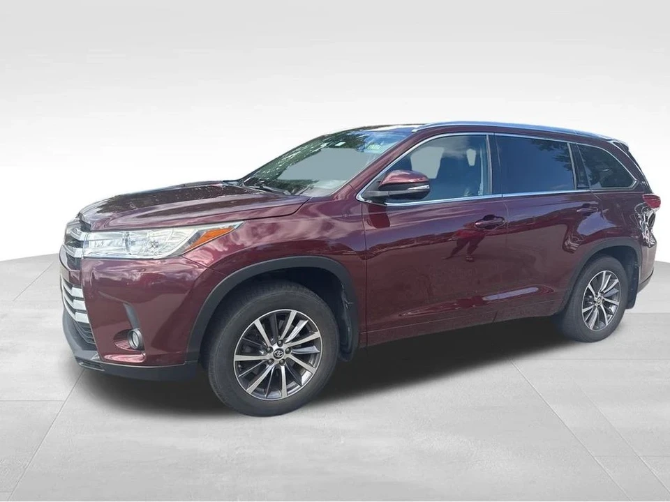 2017 Toyota Highlander - Image 3 of 12