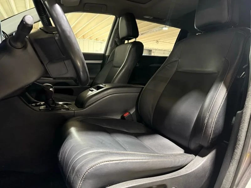 2017 Toyota Highlander - Image 8 of 12