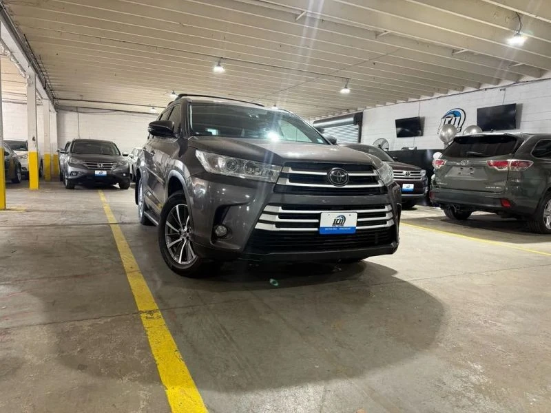 2017 Toyota Highlander - Image 5 of 12