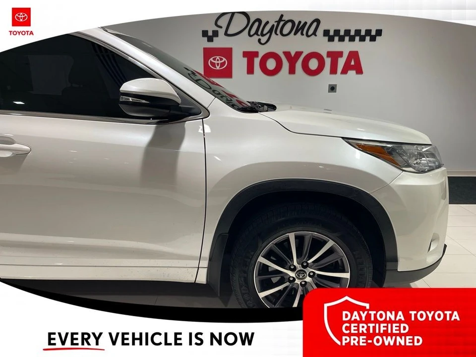 2017 Toyota Highlander - Image 5 of 10