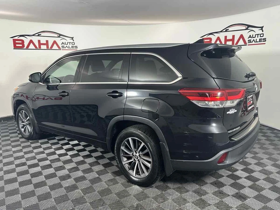 2017 Toyota Highlander - Image 5 of 21