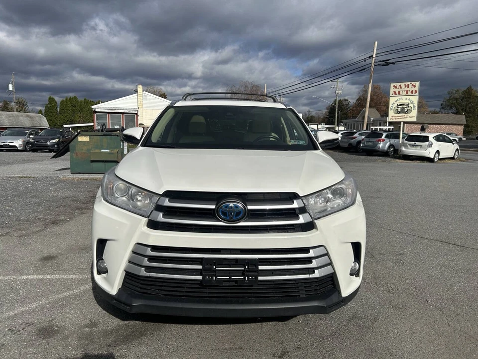 2017 Toyota Highlander - Image 3 of 21