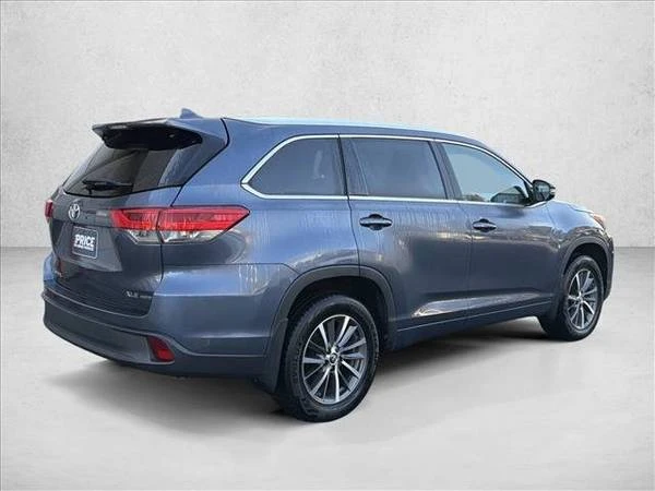 2017 Toyota Highlander - Image 5 of 21