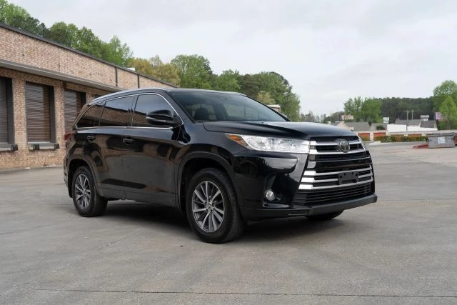 2017 Toyota Highlander - Image 13 of 30