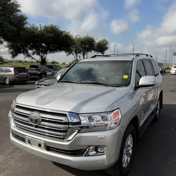 2017 Toyota Land Cruiser