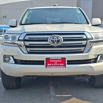 2017 Toyota Land Cruiser