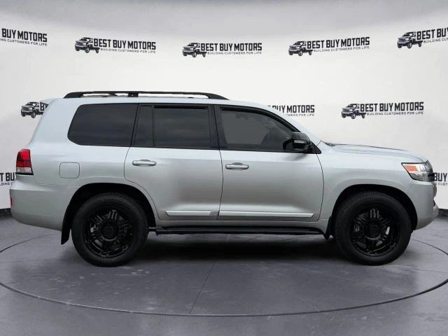 2017 Toyota J200 Land Cruiser - Image 9 of 31