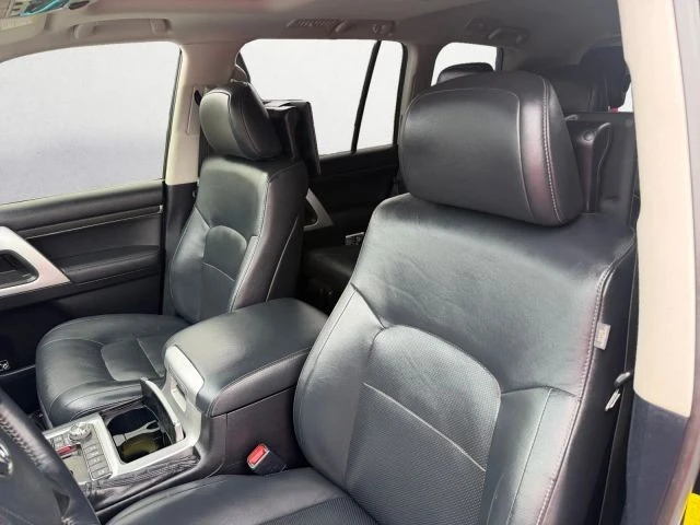 2017 Toyota J200 Land Cruiser - Image 16 of 31