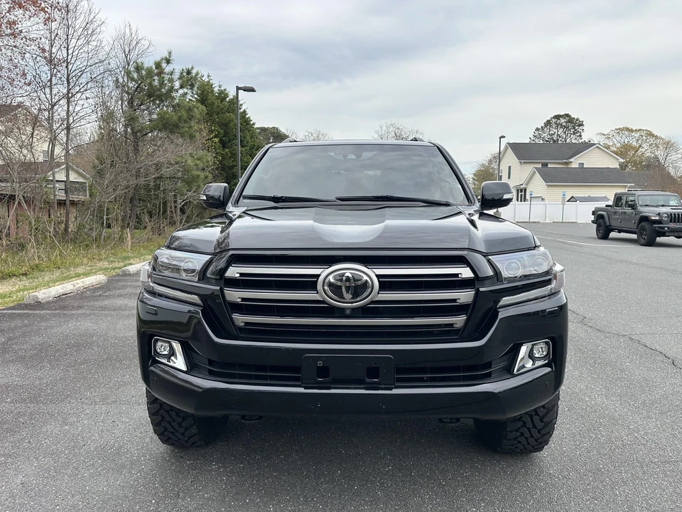 2017 Toyota J200 Land Cruiser - Image 18 of 31
