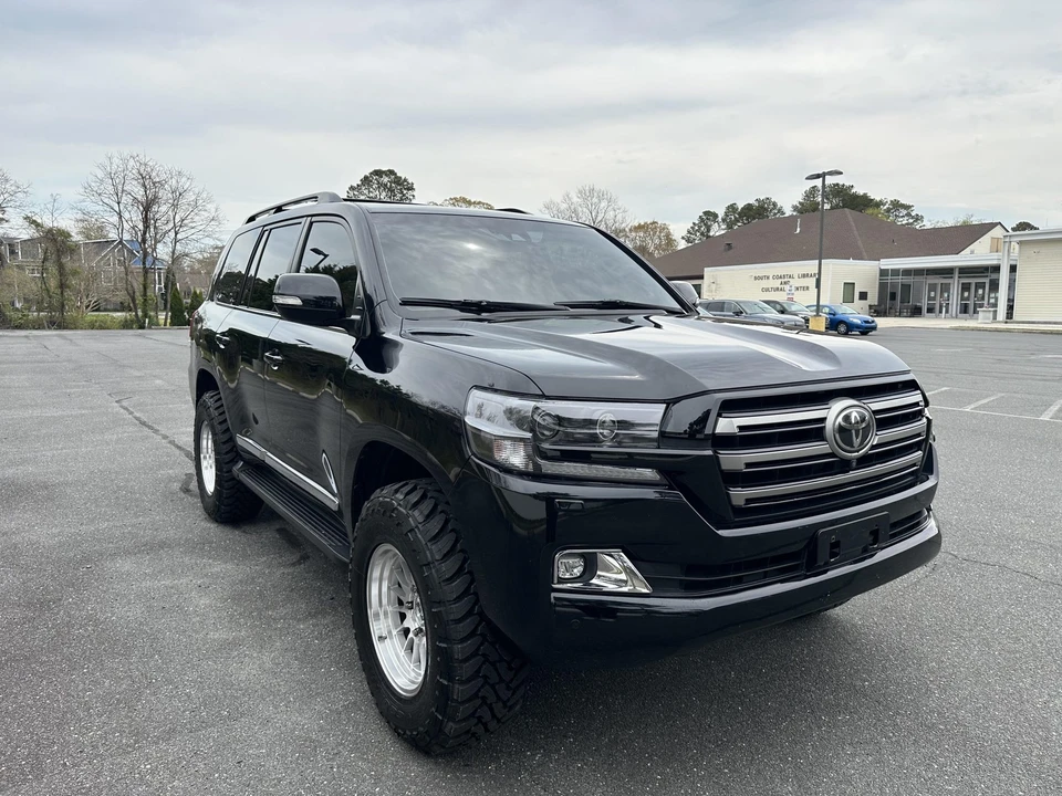 2017 Toyota J200 Land Cruiser - Image 17 of 31
