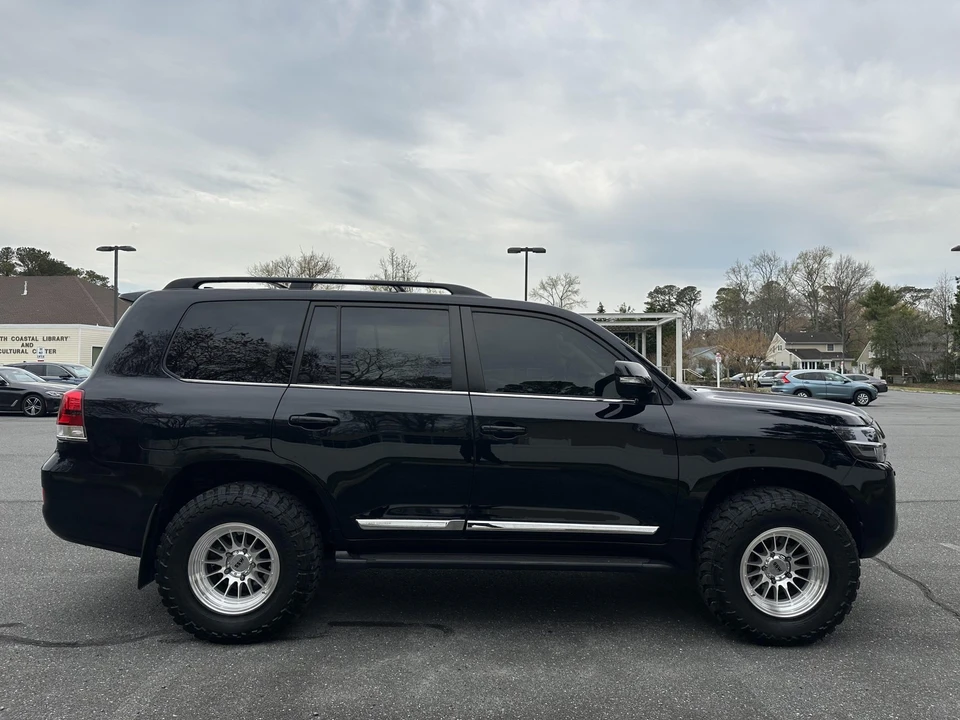 2017 Toyota J200 Land Cruiser - Image 15 of 31