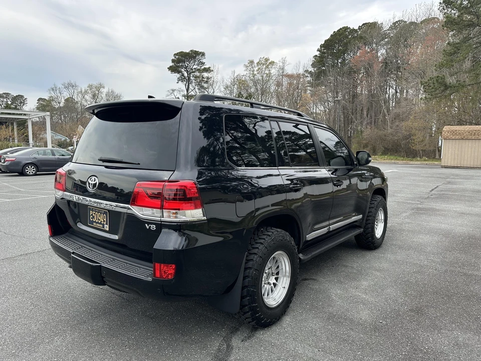 2017 Toyota J200 Land Cruiser - Image 14 of 31