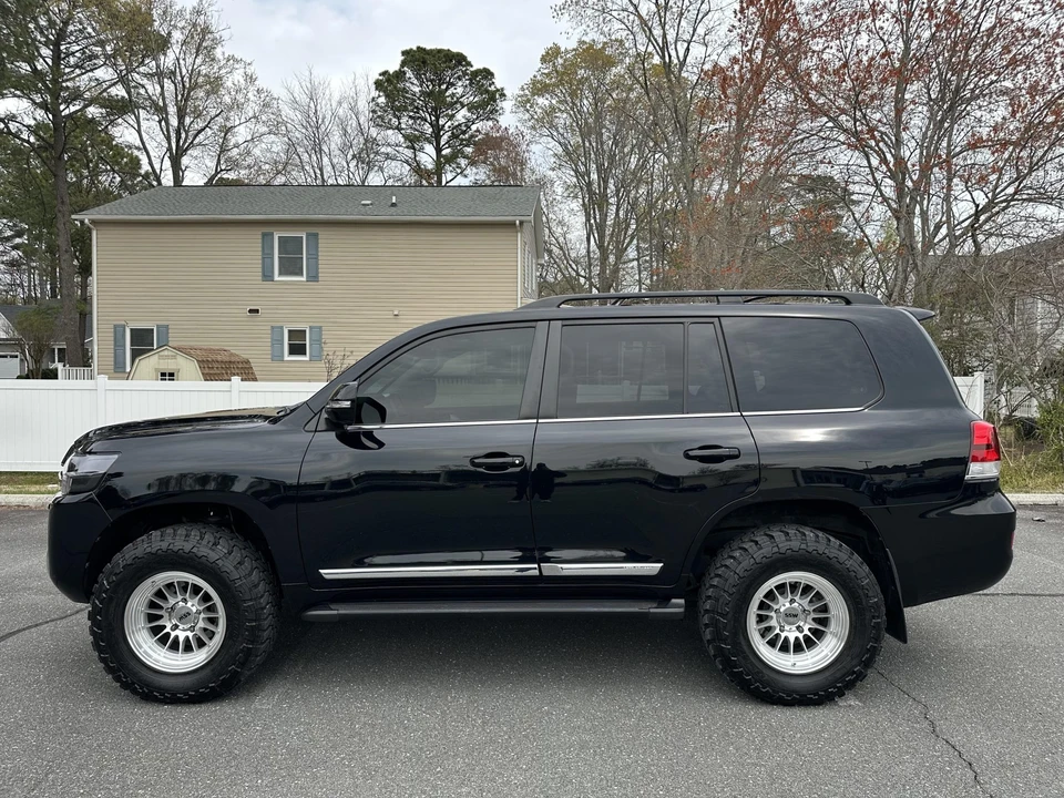 2017 Toyota J200 Land Cruiser - Image 5 of 31