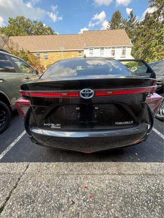2017 Toyota Mirai - Image 3 of 4