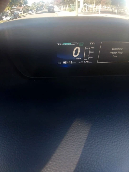 2017 Toyota Mirai - Image 16 of 16