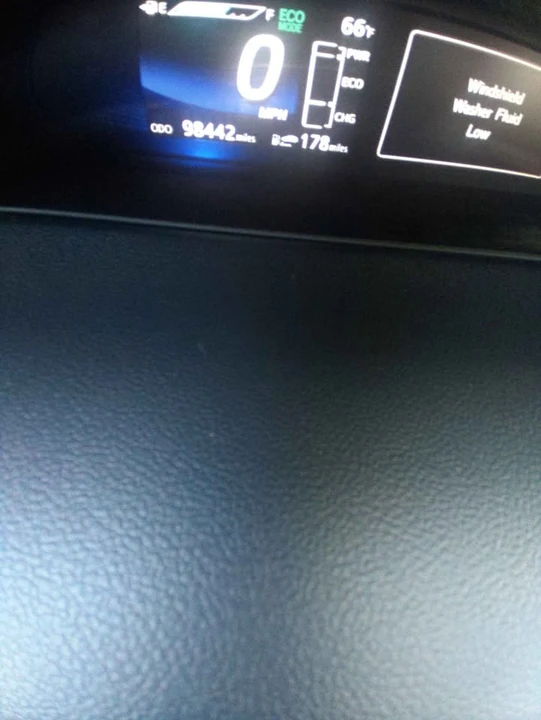 2017 Toyota Mirai - Image 4 of 16