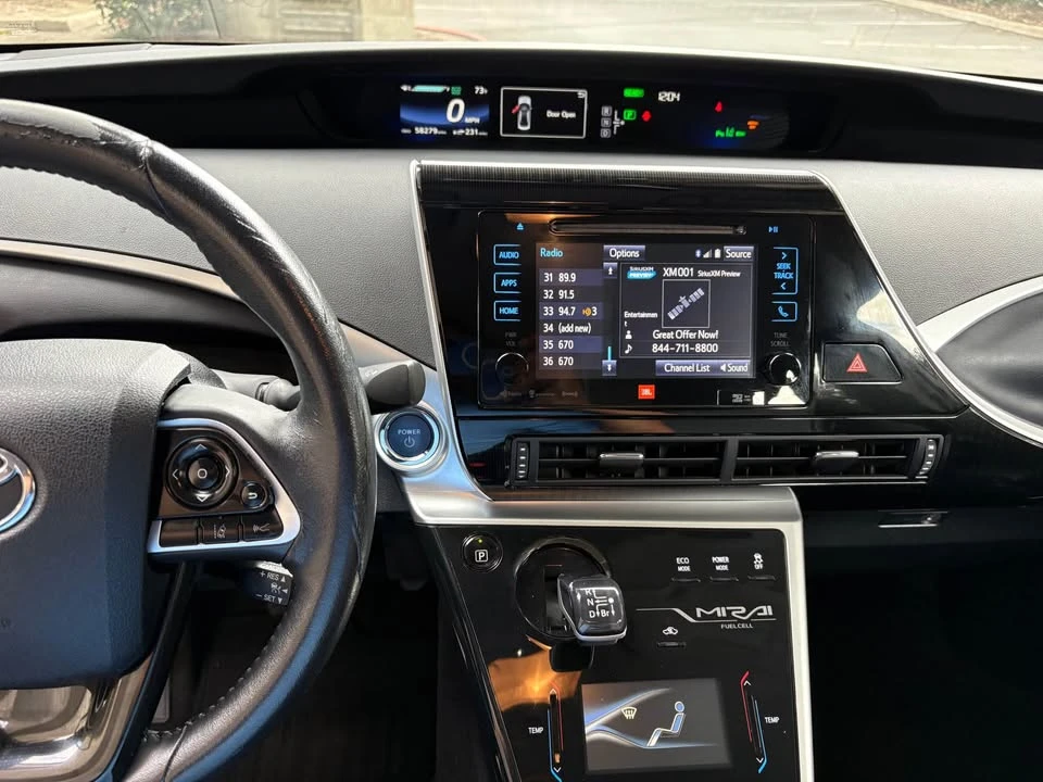2017 Toyota Mirai - Image 16 of 20