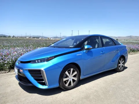 2017 Toyota Mirai — Hydrogen Fuel Cell Vehicle (Zero Emissions)