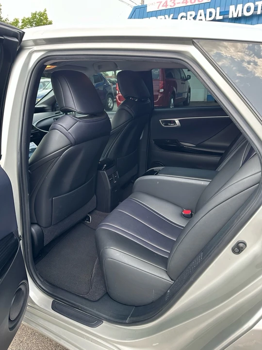 2017 Toyota Mirai - Image 15 of 21