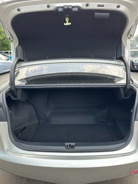 2017 Toyota Mirai - Image 19 of 21