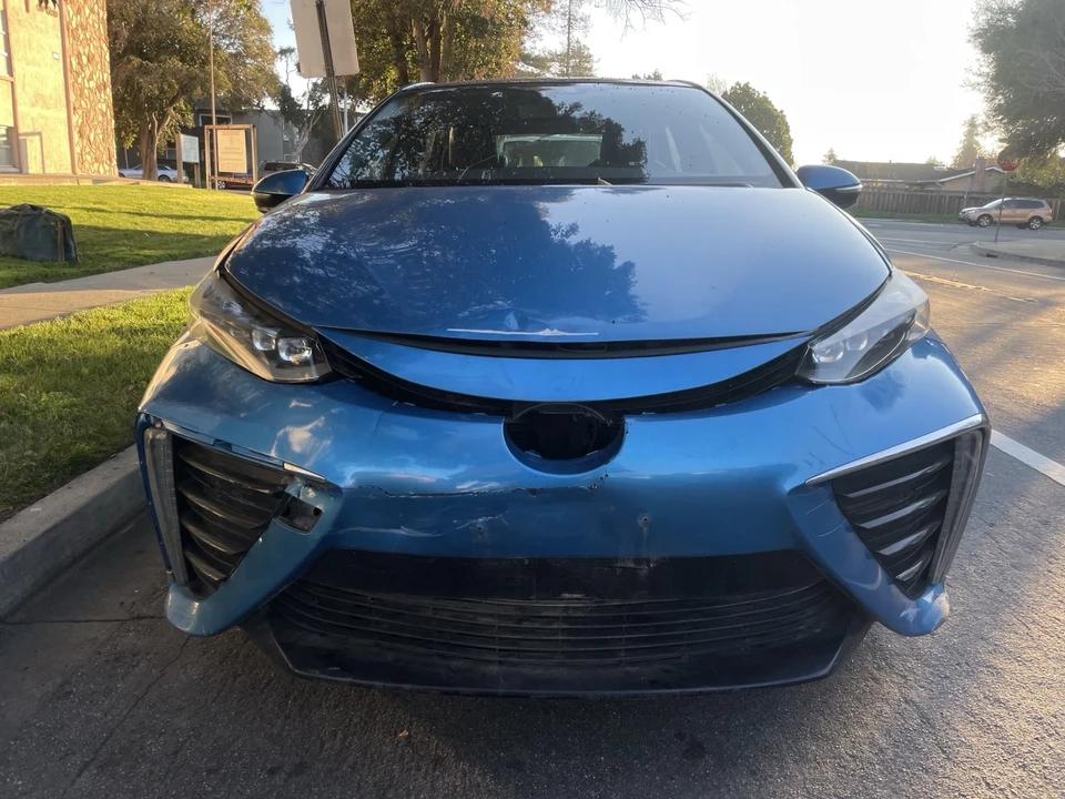 2017 Toyota Mirai - Image 5 of 13
