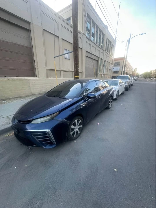 2017 Toyota Mirai - Image 2 of 6