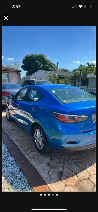 2017 Toyota Yaris - Image 3 of 5
